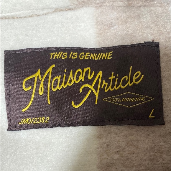 Maison Article Tan and White Full Zip Jacket Size Large - Picture 2 of 8